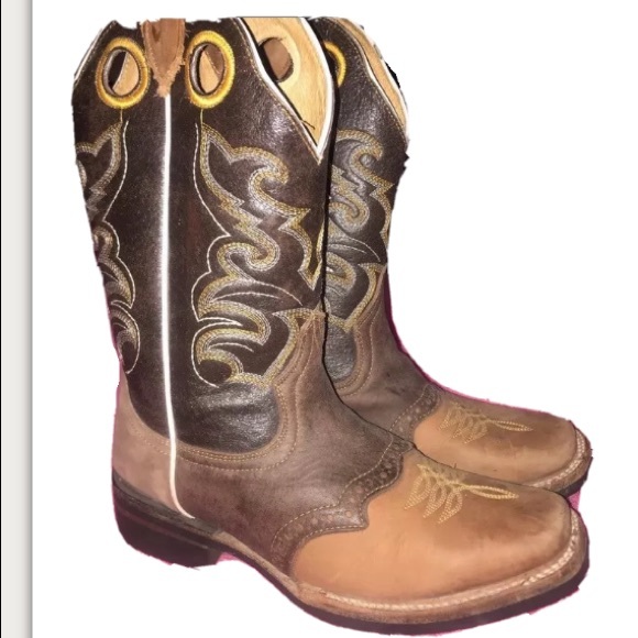 Shoes - Women’s boots // cowgirl boots // country // rodeo